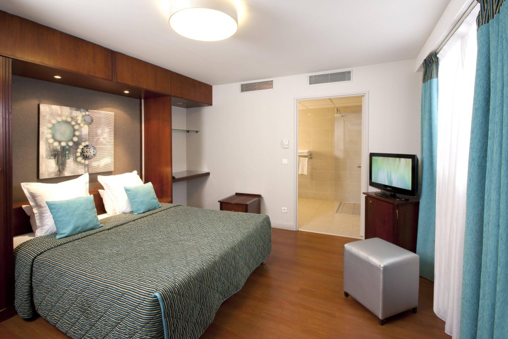 Фото Hotel Bootcamp