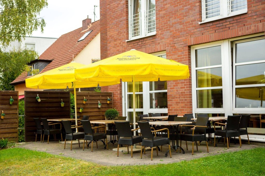 Фото Отель Hk Dusseldorf City