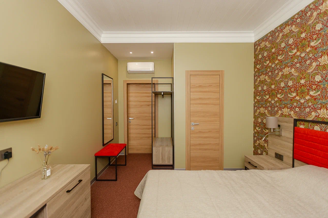 Фото Светлый