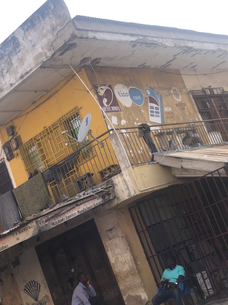 Monitoring of motor vehicles Telecom Agent, Accra, photo