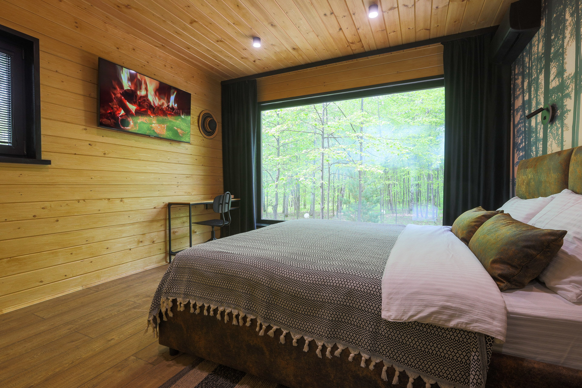 Фото Кедр Кэмп