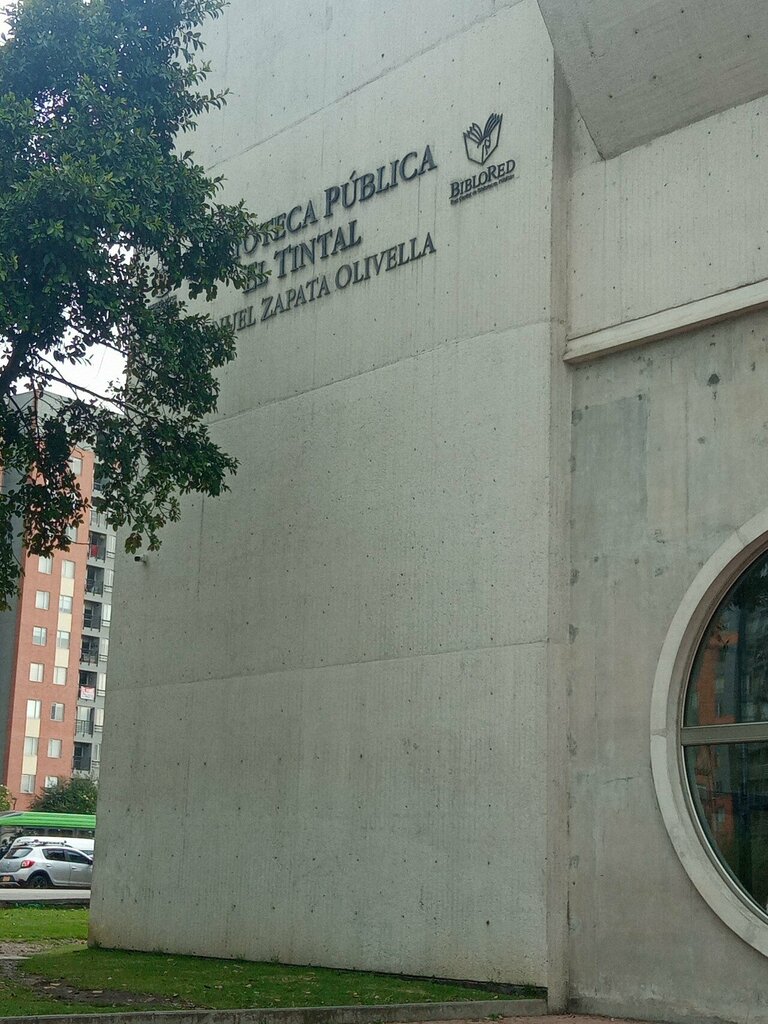 Library Biblioteca Pública El Tintal Manuel Zapata Olivella, Bogota, photo