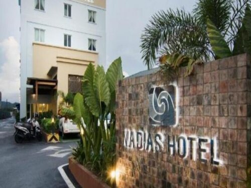 Внешний вид отеля Nadias Hotel  в Пантае Ченанге, фото 1