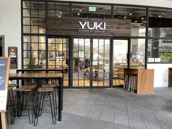 Фото Luxe Air Residences by Makati