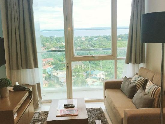 Фото Mactan Newtown C by HiveRooms