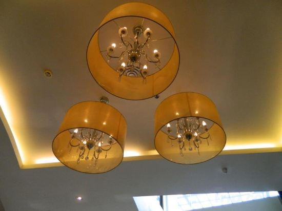 Фото The Avenue Plaza Hotel