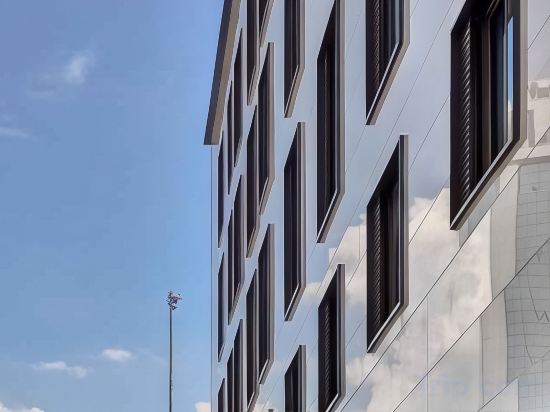 Фото Loop On Leith