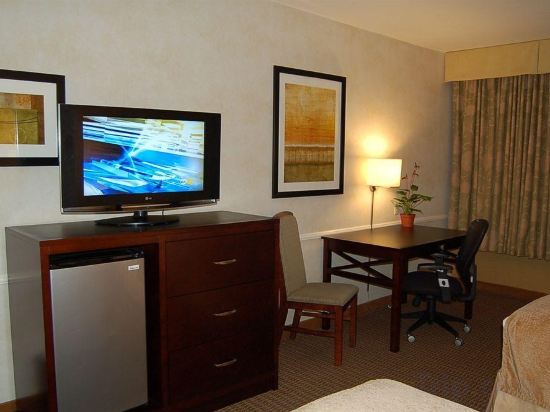 Фото Best Western Plus Carriage Inn