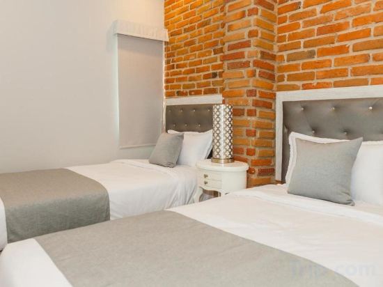 Фото Hotel Boutique Adaz