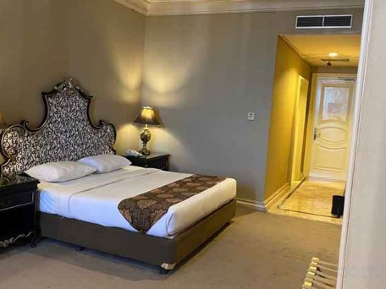 Фото Grand Empire Palace Hotel