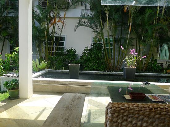 Фото Wesberly Apartments