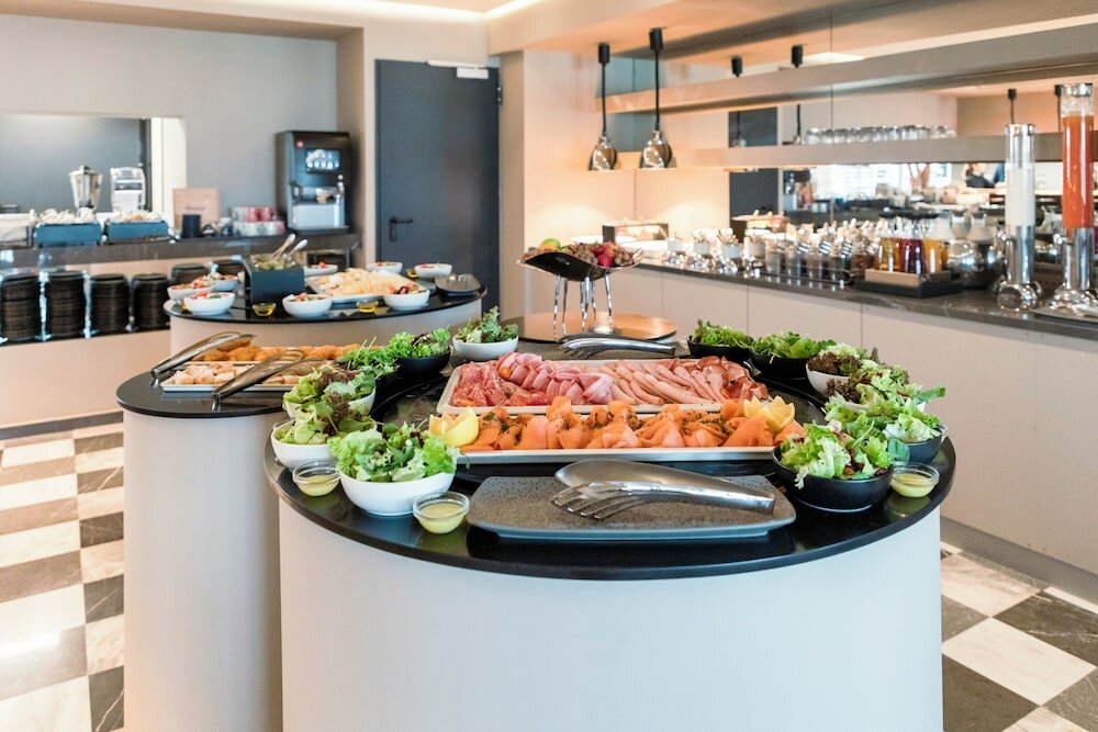 Фото Nyx Esperia Palace Athens