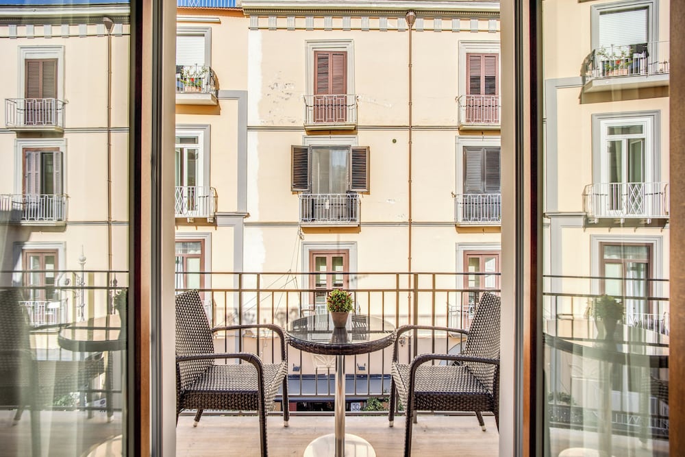 Фото Hotel Sorrento City