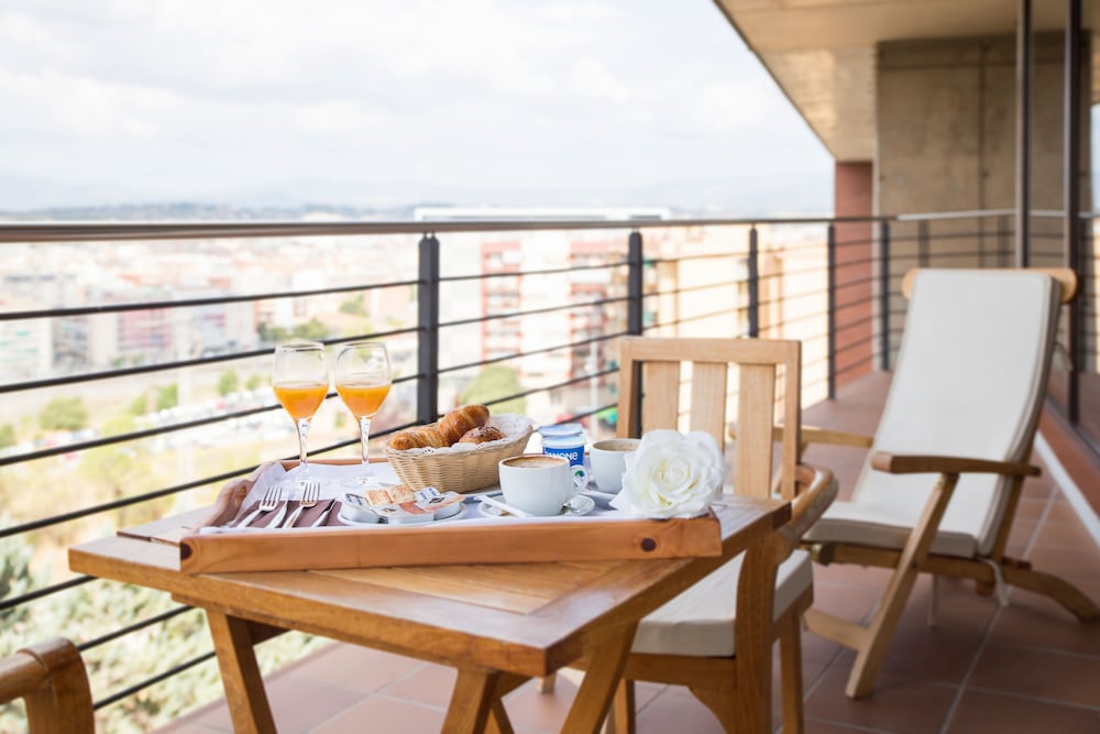 Фото Hotel Ciutat de Granollers