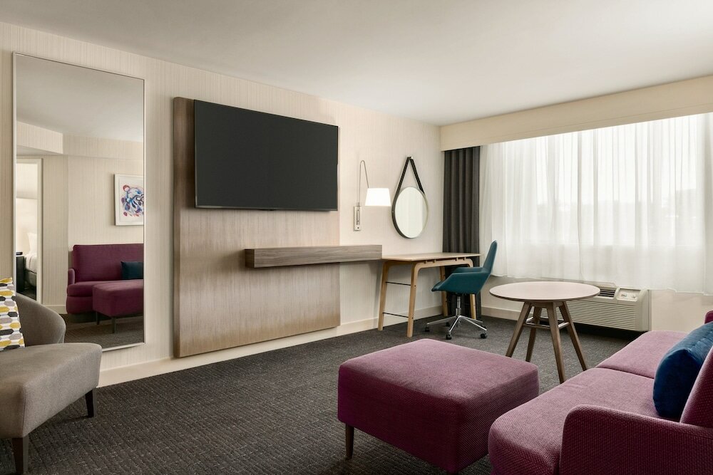 Фото Crowne Plaza Philadelphia - Valley Forge, an Ihg Hotel