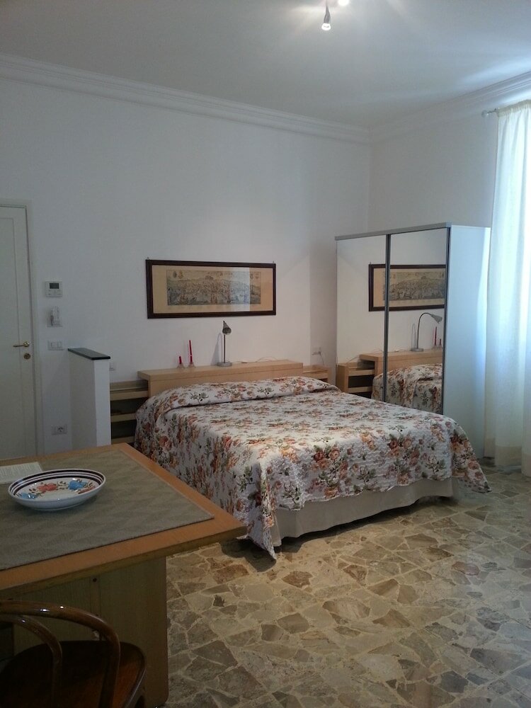 Фото Little Garden Donatello