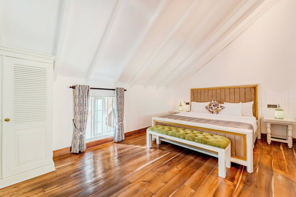 Фото Small House Boutique Guest House