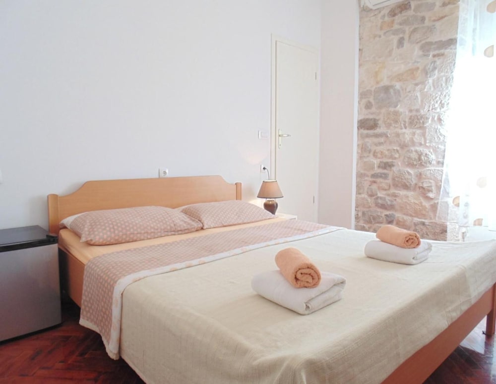 Фото Apartments and Rooms Djanovic