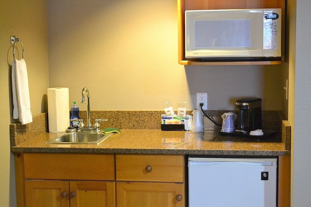 Фото Holiday Inn Express Hotel & Suites Bozeman West, an Ihg Hotel