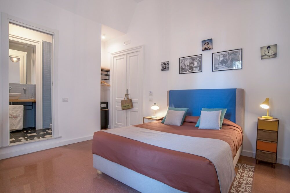 Фото Napoliamo Guest House