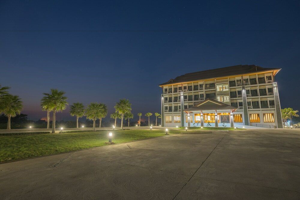 Фото Sann View Hotel