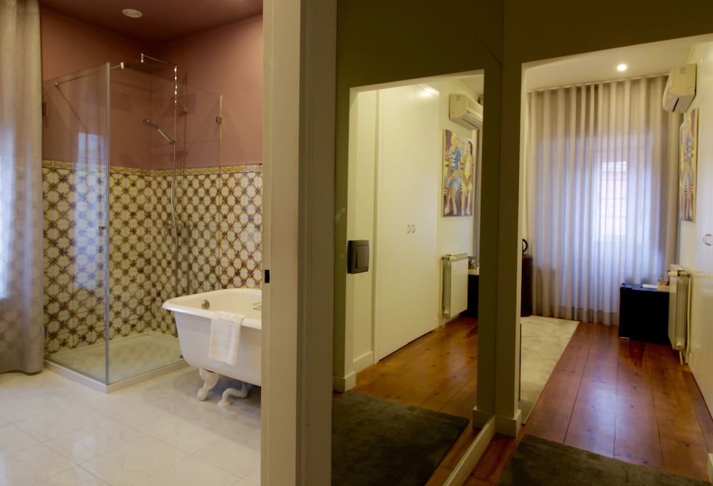 Фото Paço do Bispo Boutique House