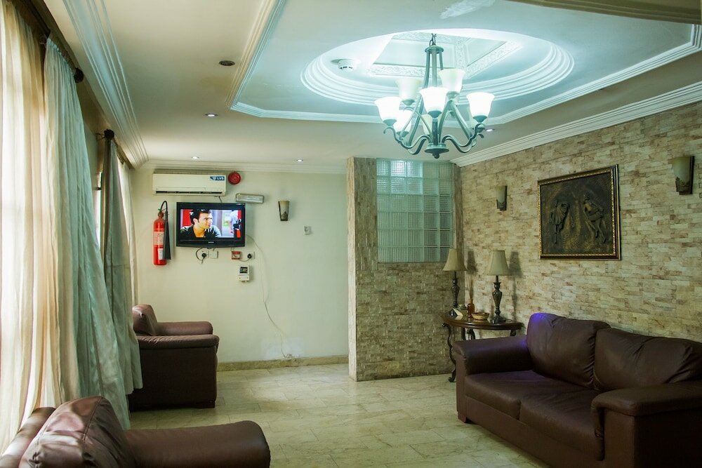 Фото Tivoli Residence & Bar