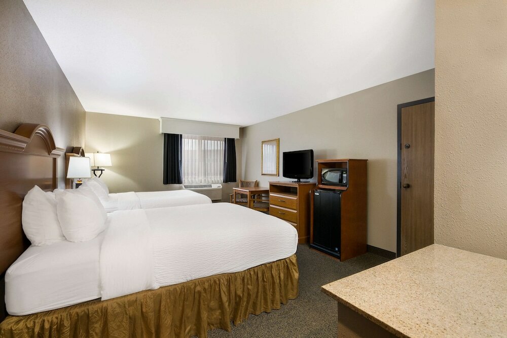 Фото Revel Hotel Minot, SureStay Collection by Best Western