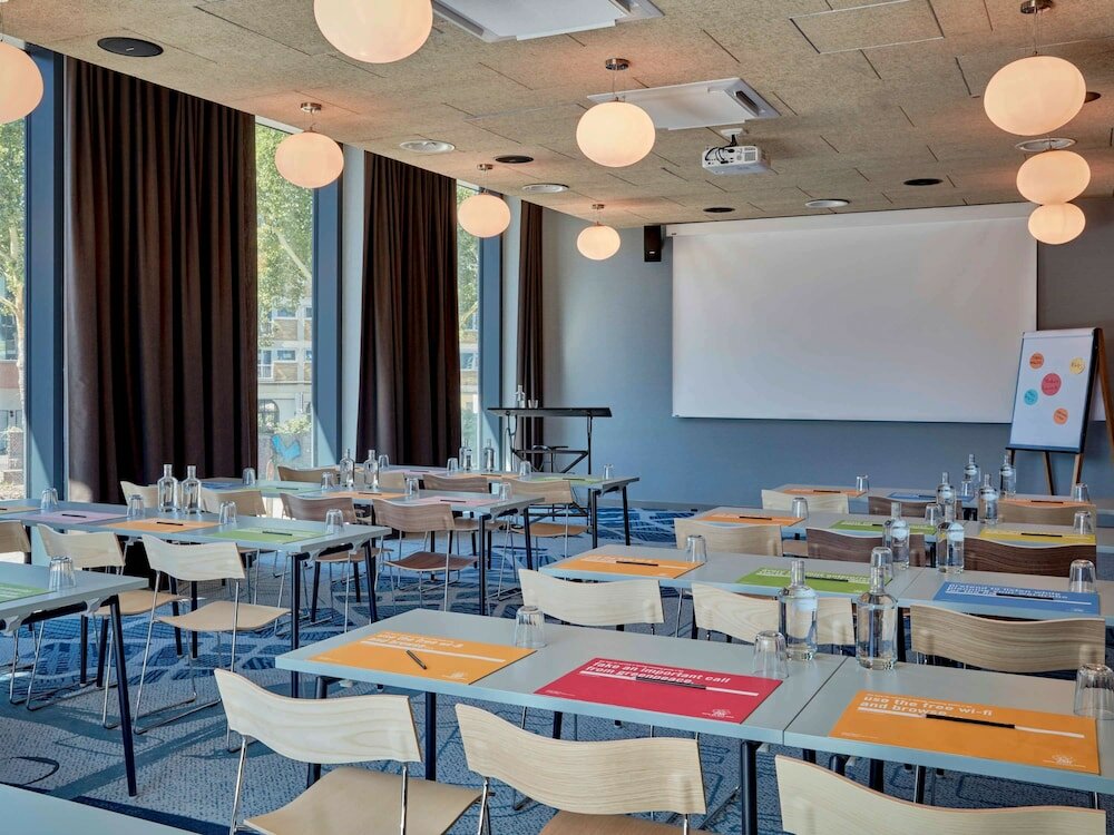 Фото 25hours Hotel Duesseldorf Das Tour