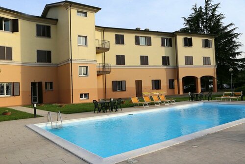 Внешний вид отеля Mini Hotel Le Ville в Модене, фото 4