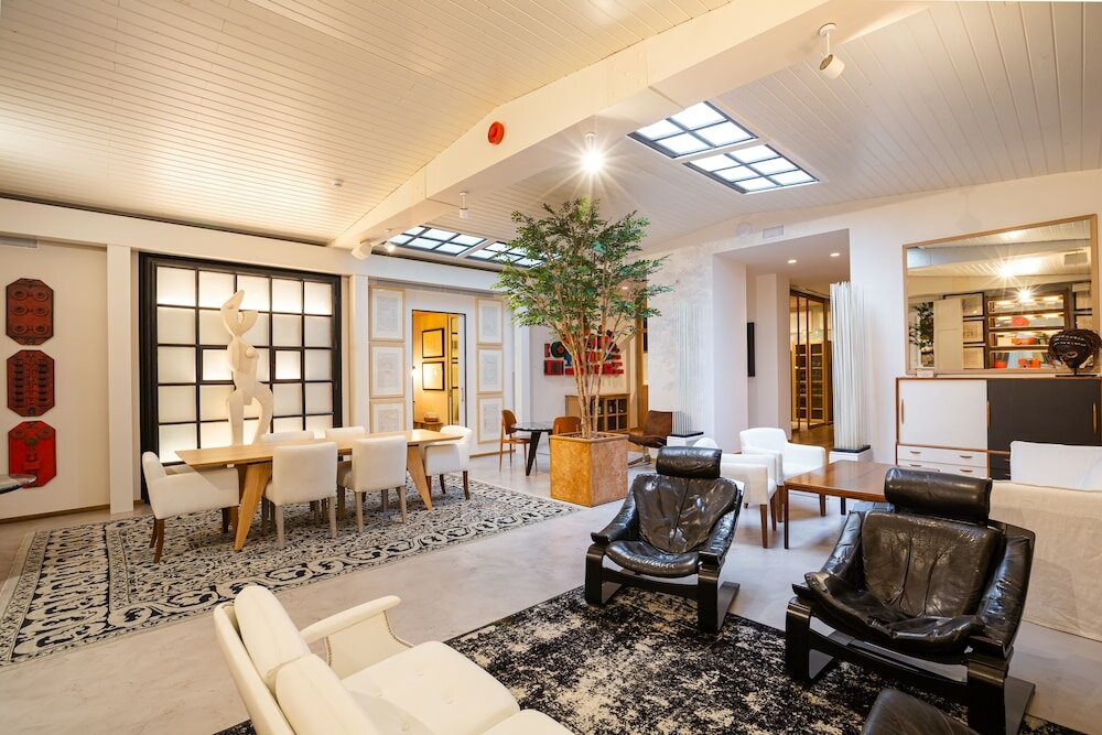 Фото Margot House