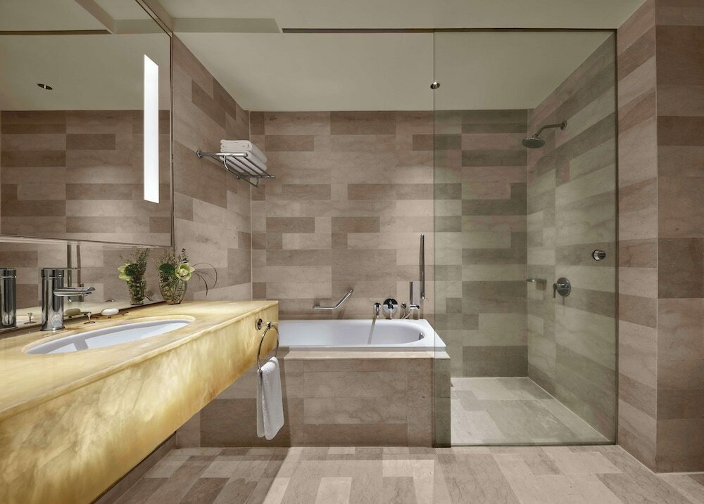 Фото Traders Hotel Kuala Lumpur