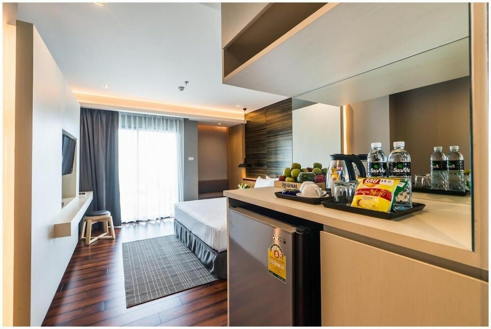 Фото Sea Me Spring Tree Hotel