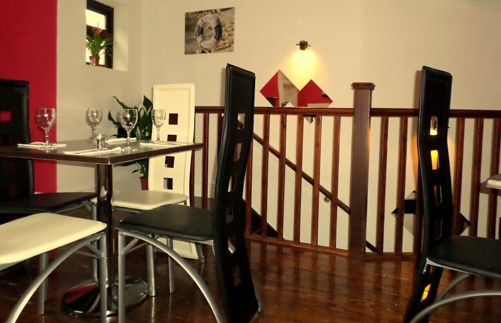 Фото Robin 7 Lodge City Centre