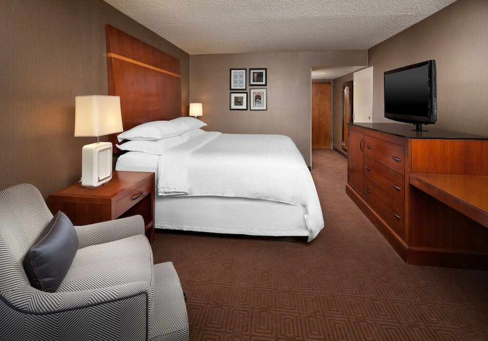 Фото Sheraton Agoura Hills Hotel