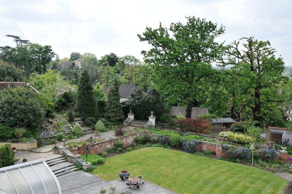 Фото The Bromley Court Hotel