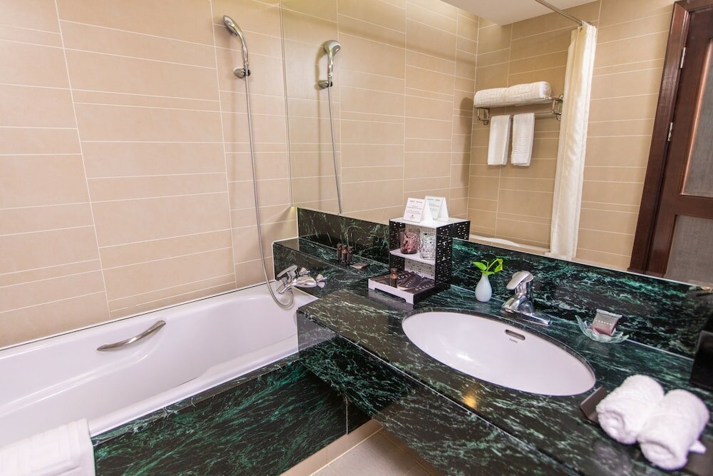 Фото Beijing Broadcasting Tower Hotel