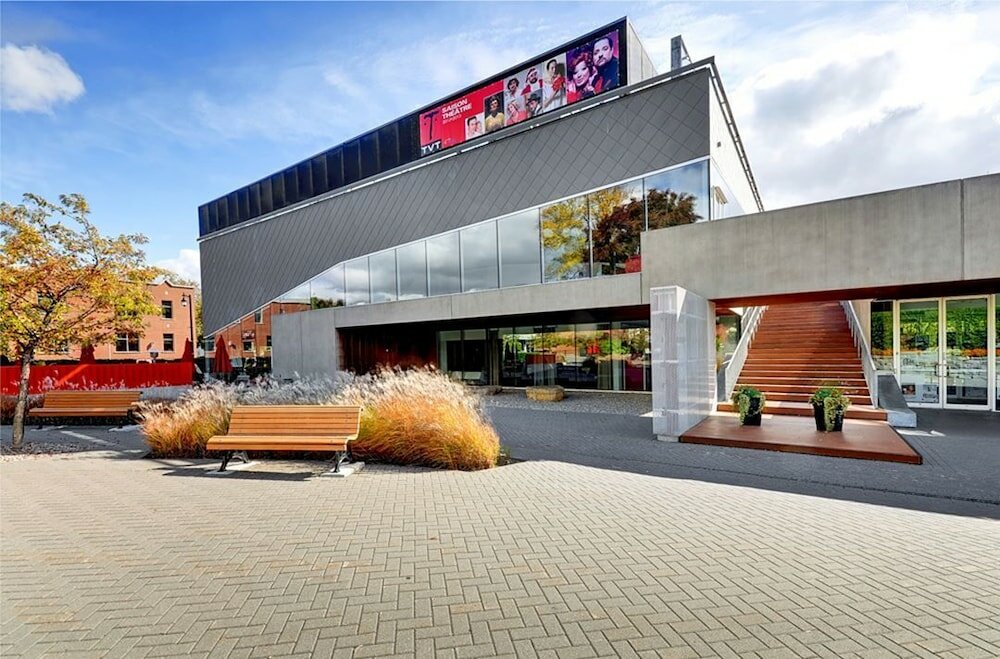 Фото Imperia Hotel & Suites Terrebonne