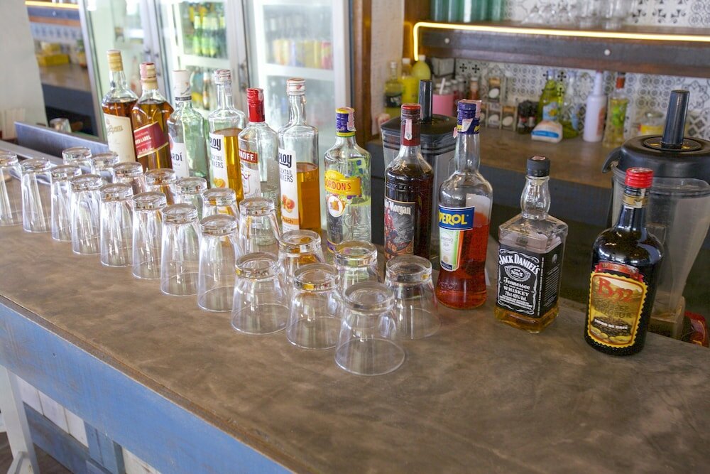 Фото Lime & Soda Beachfront Resort