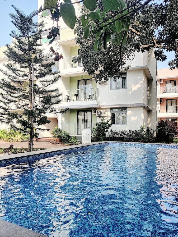 Фото Aastha Escape Resort