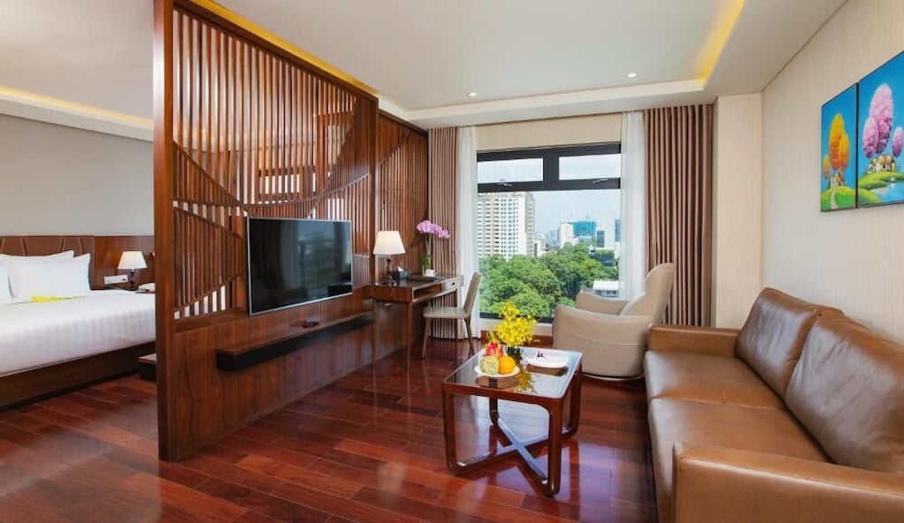 Фото Orchids Saigon Hotel