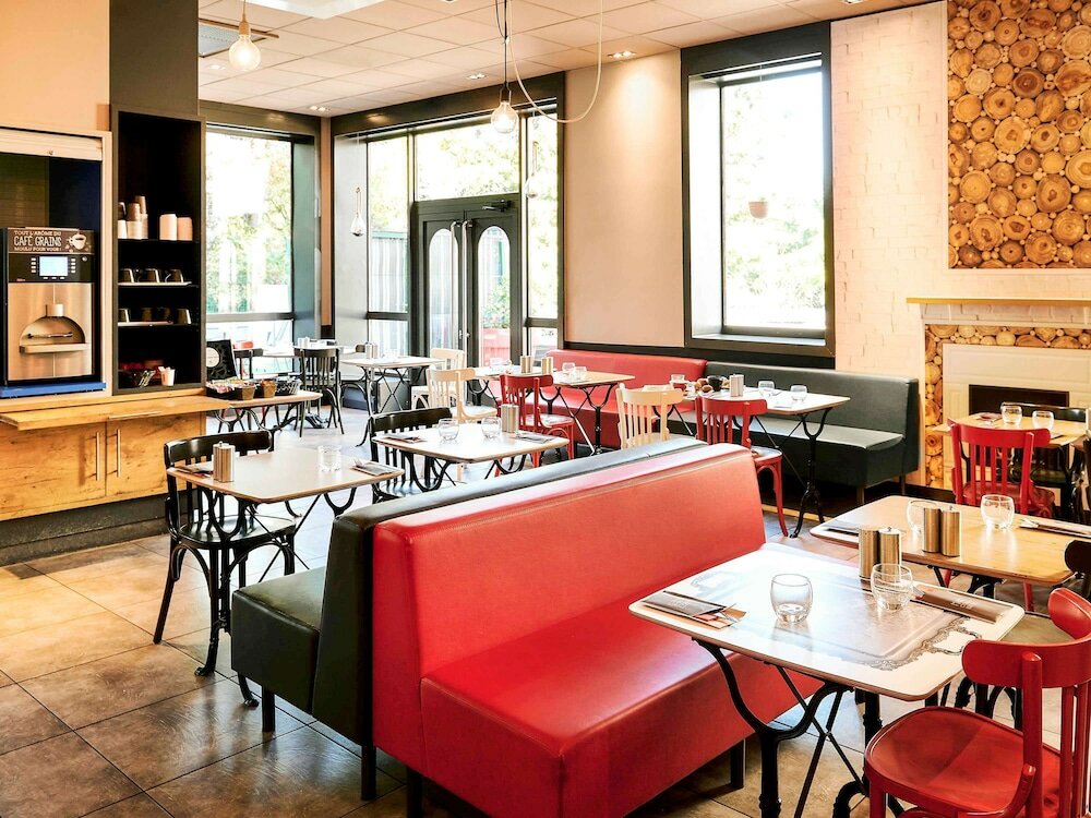 Фото Ibis Lyon Gerland Musée des Confluences