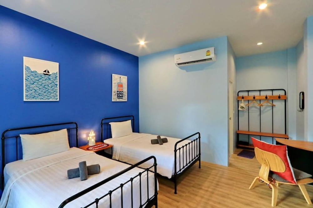 Фото Little Cottage