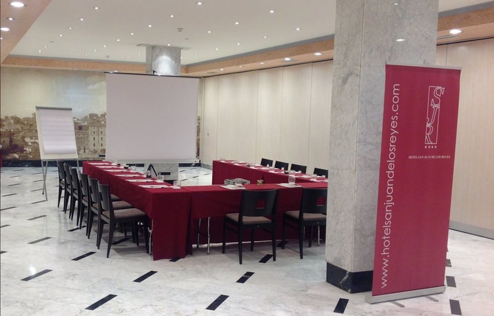 Фото Hotel San Juan de los Reyes