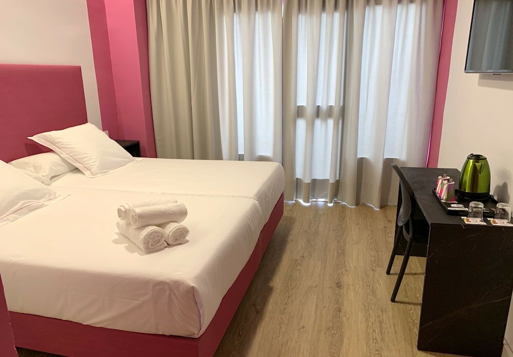 Фото Hotel Sireno Torremolinos