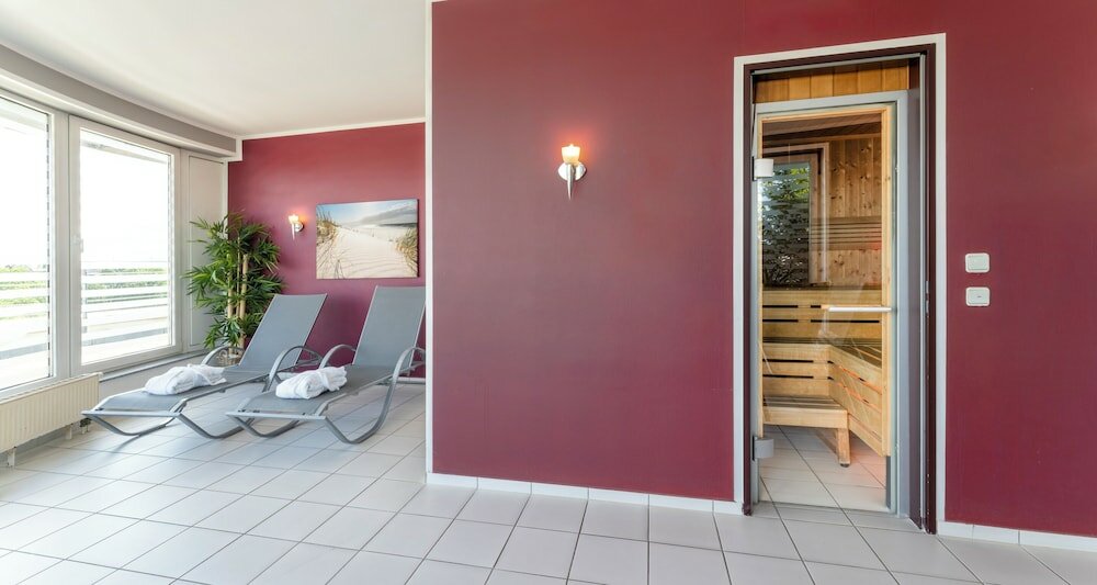 Фото Plaza Premium Köln