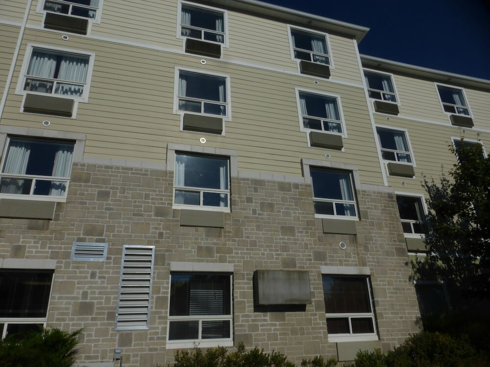 Фото Super 8 by Wyndham Peterborough