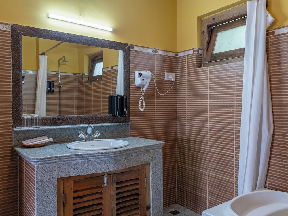 Фото Tiger Nest Resort