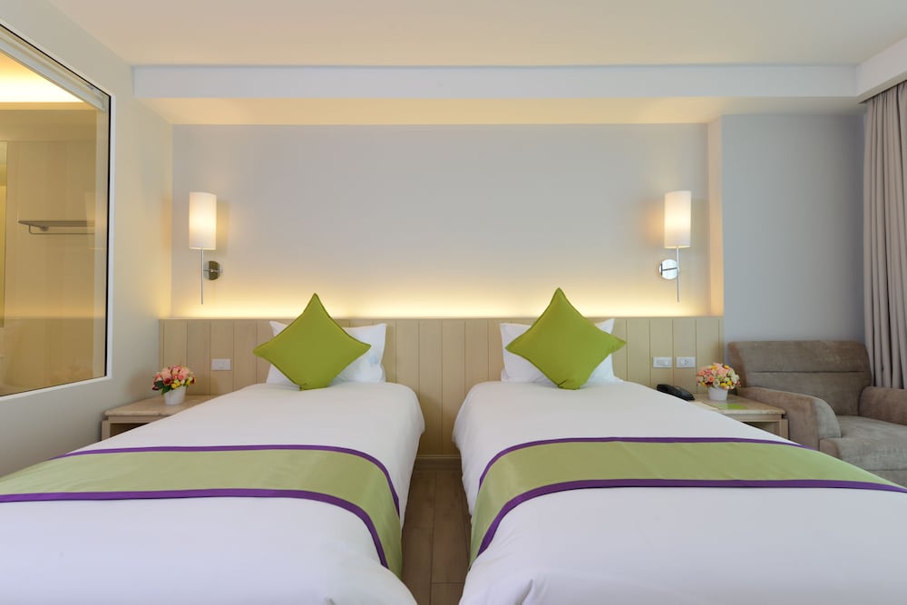 Фото Hisea Huahin Hotel