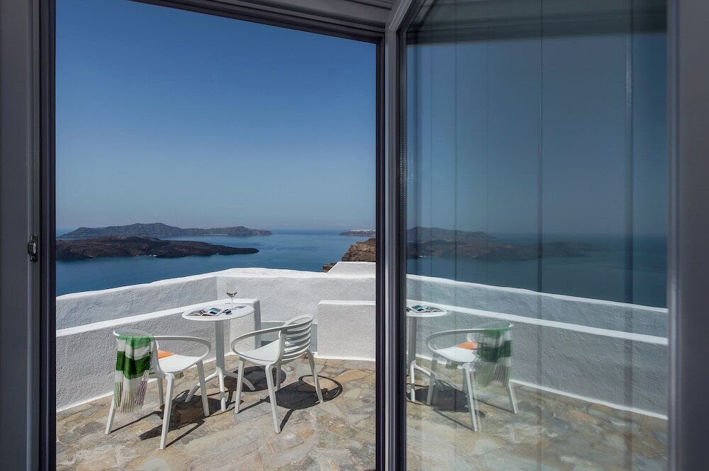 Фото Villa Irini Fira Adults Only